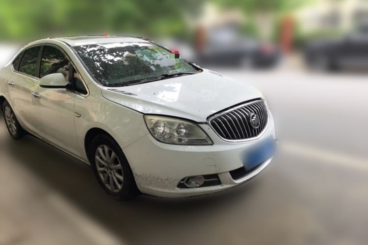 Used Buick GT 2012 GT 1.6L Manual Entry-Level Model Front Right 45 Deg