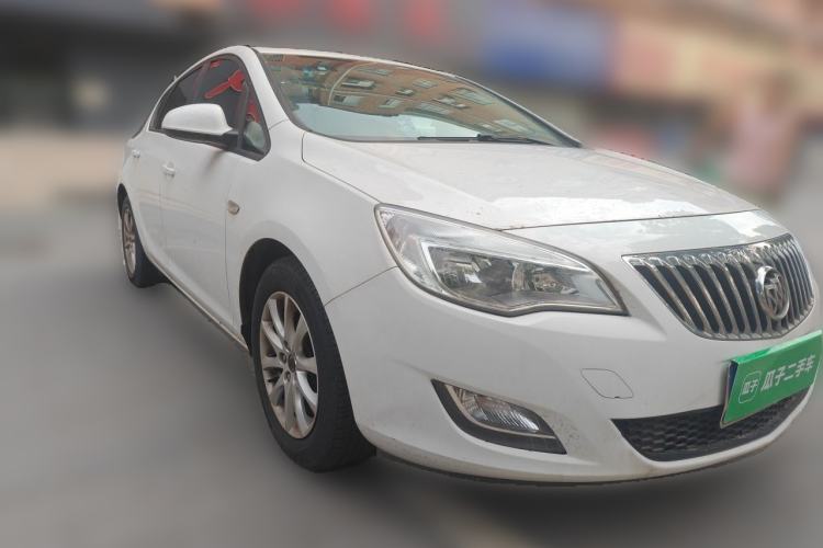 Used Buick GT 2012 XT 1.6L Manual Comfort Edition Front Right 45 Deg