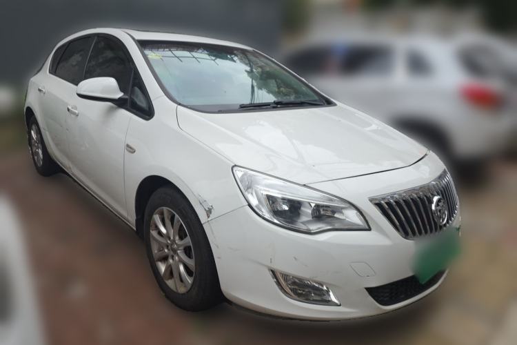 Used Buick GT 2012 XT 1.6L Automatic Fashion Edition Front Right 45 Deg