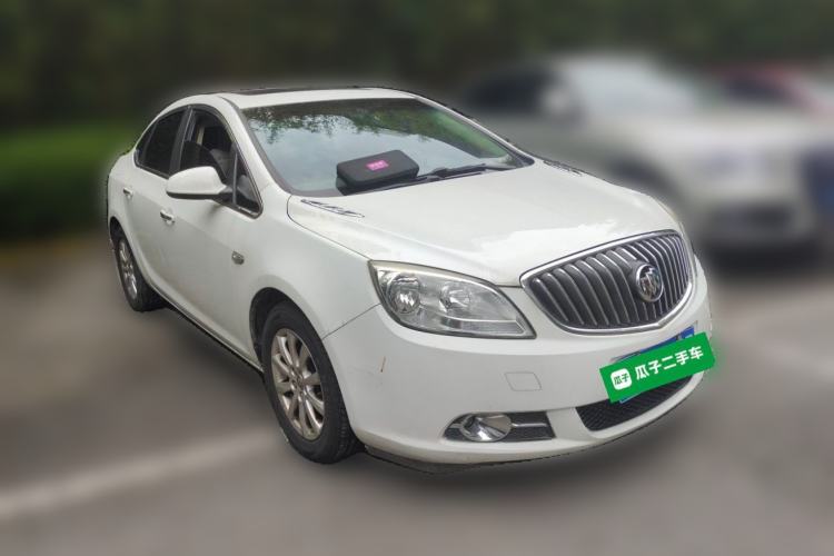 Used Buick GT 2012 GT 1.6L Automatic Fashion Edition Front Right 45 Deg