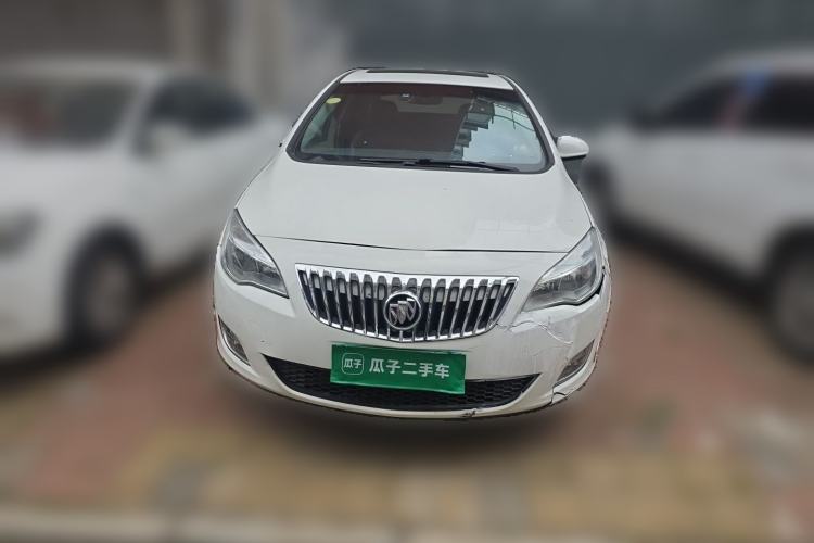 Used Buick GT 2012 XT 1.6L Automatic Fashion Edition Front