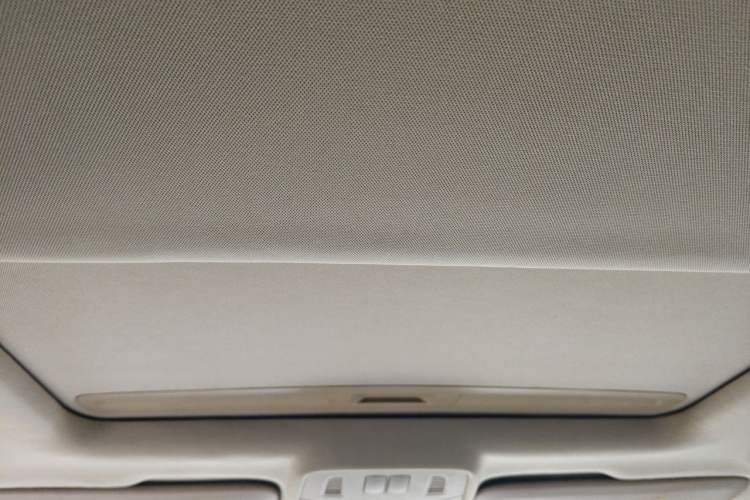 Used Buick GT 2012 GT 1.6L Automatic Fashion Edition Headliner