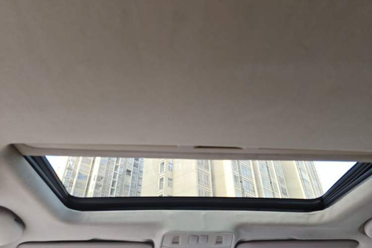 Used Buick GT 2012 GT 1.6L Automatic Fashion Edition Headliner