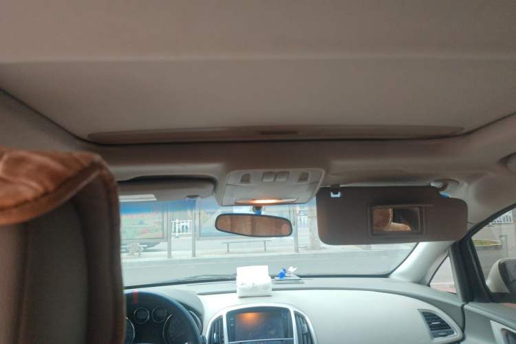 Used Buick GT 2012 XT 1.6L Manual Comfort Edition Headliner