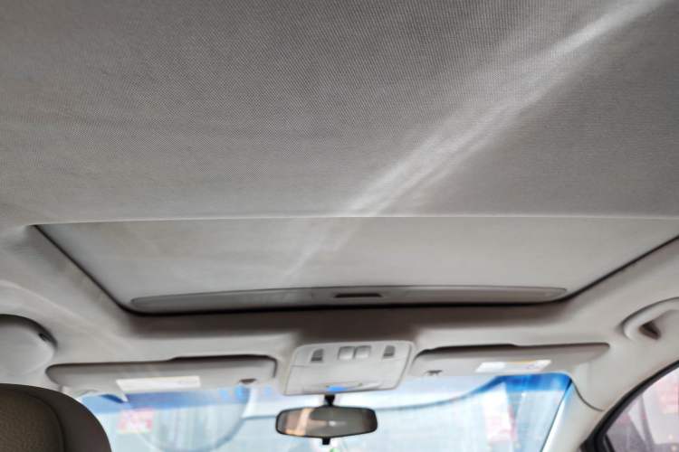 Used Buick GT 2012 XT 1.6L Automatic Fashion Edition Headliner