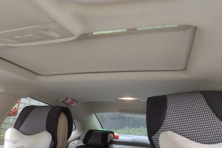 Used Buick GT 2012 GT 1.6L Automatic Fashion Edition Headliner
