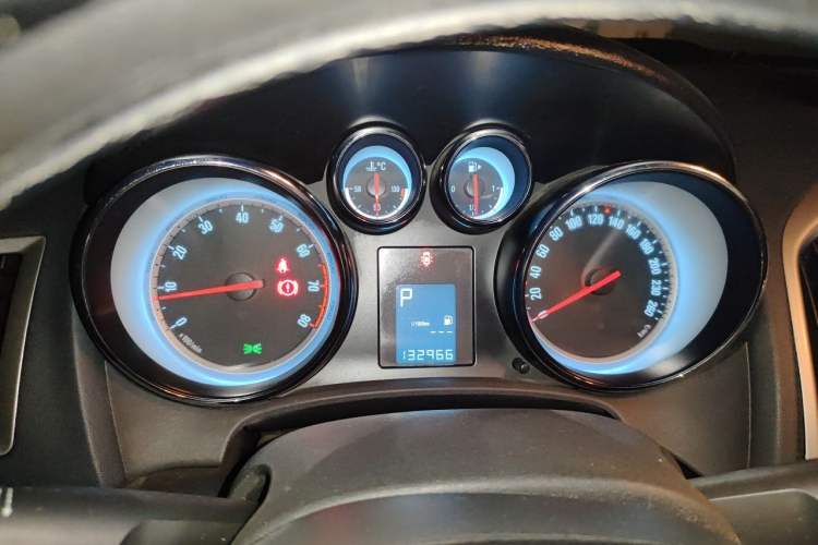 Used Buick GT 2012 GT 1.8L Automatic Fashionable Leather Edition Instrument Cluster
