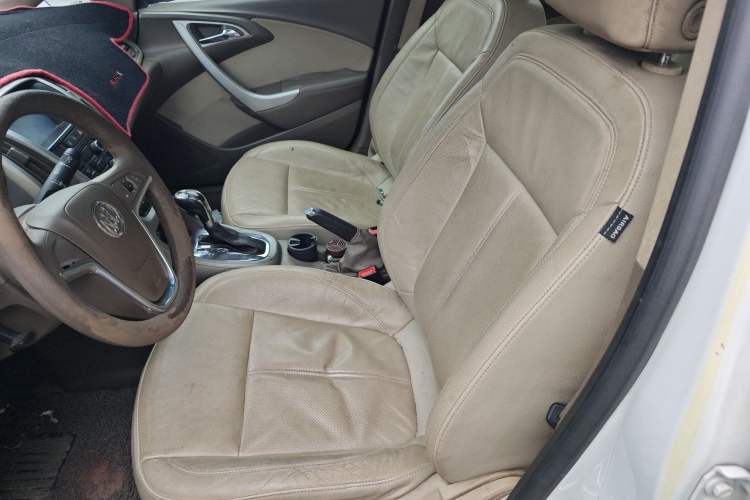 Used Buick GT 2012 GT 1.8L Automatic Fashionable Leather Edition Left Front Seat