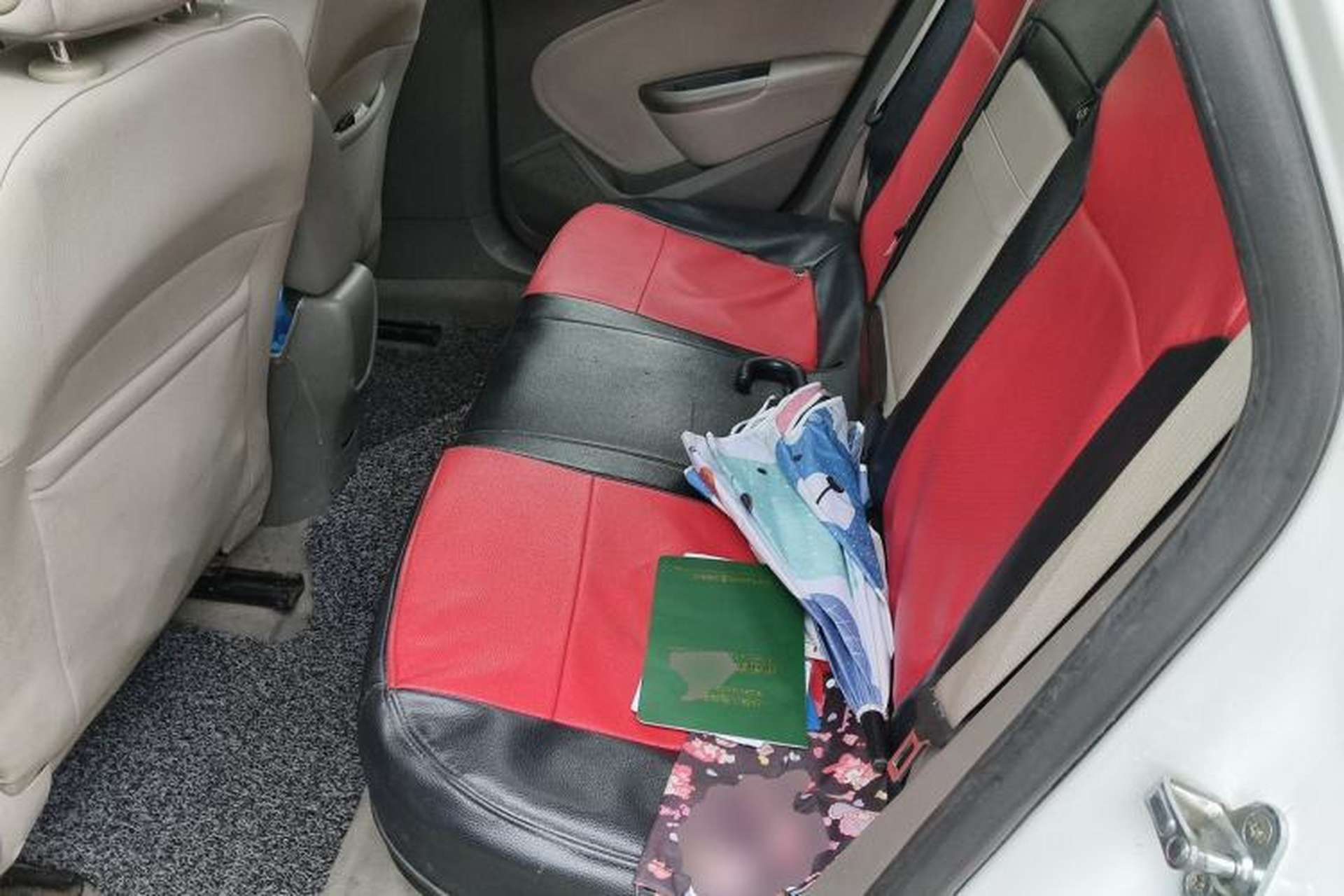 Used Buick GT 2012 XT 1.6L Automatic Fashion Edition Left Rear Seat