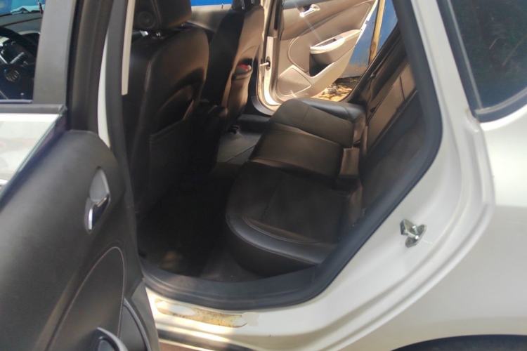 Used Buick GT 2012 XT 1.6L Automatic Fashion Edition Left Rear Seat