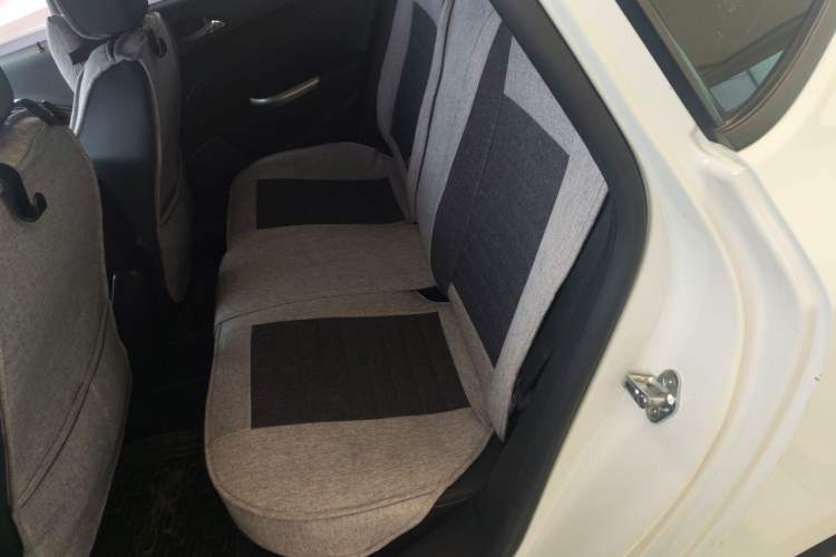 Used Buick GT 2012 XT 1.6L Automatic Fashion Edition Left Rear Seat