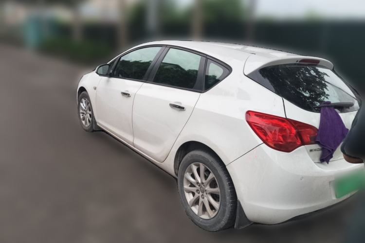 Used Buick GT 2012 XT 1.6L Automatic Fashion Edition Rear Left 45 Deg