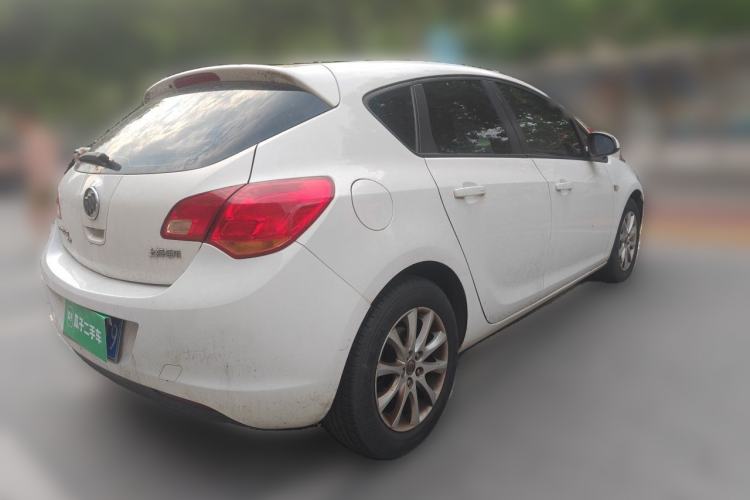 Used Buick GT 2012 XT 1.6L Manual Comfort Edition Rear Right 45 Deg