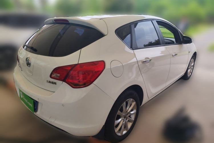 Used Buick GT 2012 XT 1.6L Automatic Fashion Edition Rear Right 45 Deg
