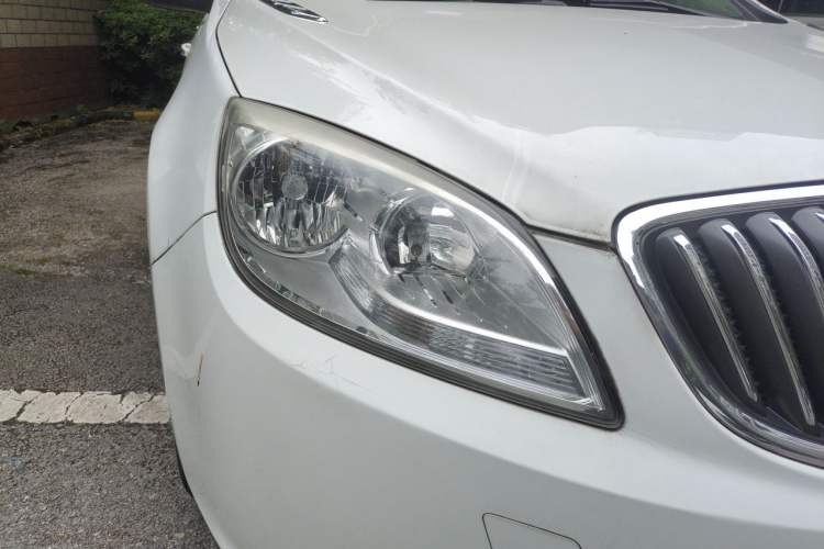 Used Buick GT 2012 GT 1.6L Automatic Fashion Edition Right Front Headlight