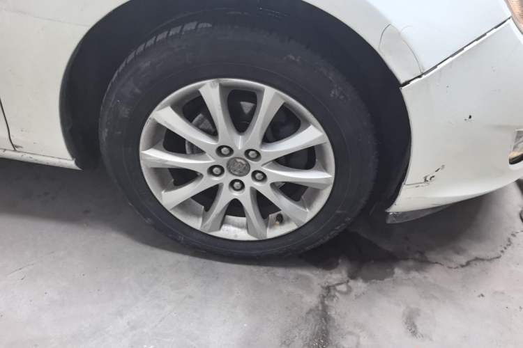 Used Buick GT 2012 XT 1.6L Automatic Fashion Edition Right Front Wheel Hub