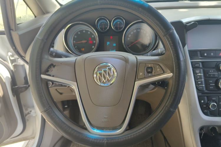 Used Buick GT 2012 GT 1.6L Automatic Fashion Edition Steering Wheel