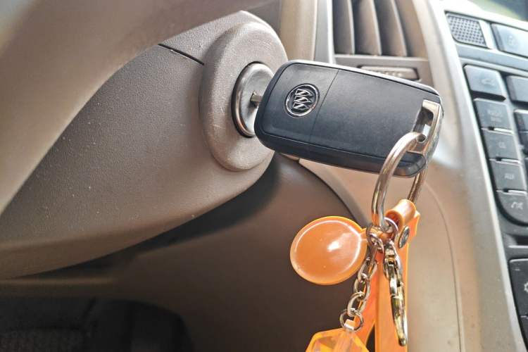 Used Buick GT 2012 GT 1.6L Automatic Fashion Edition Vehicle Key