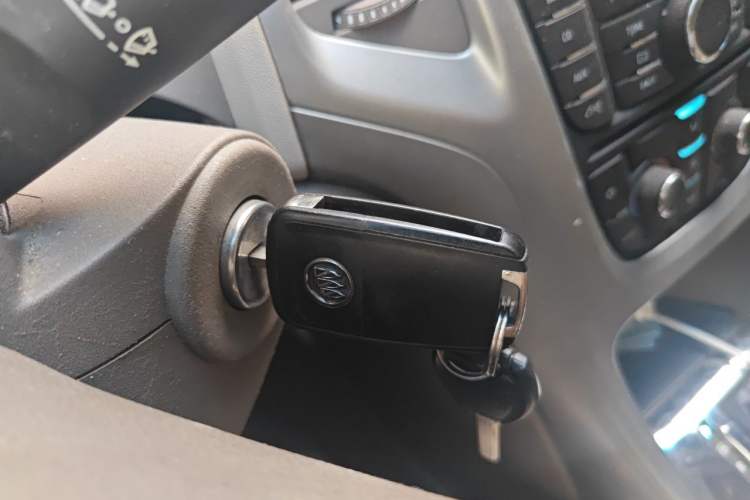 Used Buick GT 2012 GT 1.6L Automatic Comfort Edition Vehicle Key