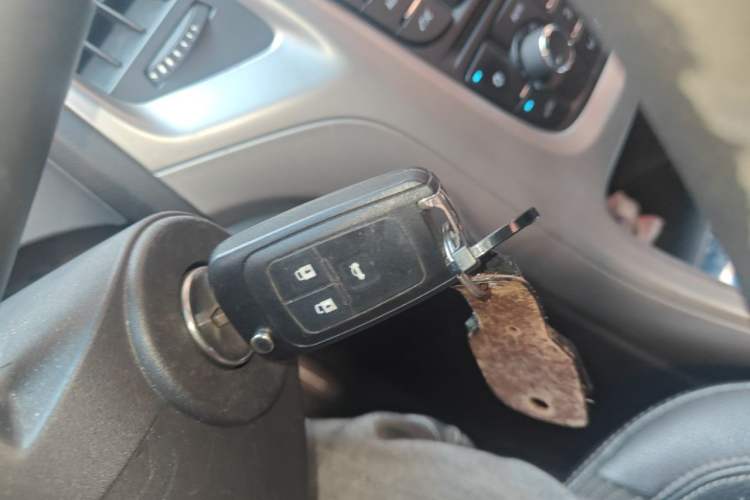 Used Buick GT 2012 XT 1.6L Automatic Fashion Edition Vehicle Key