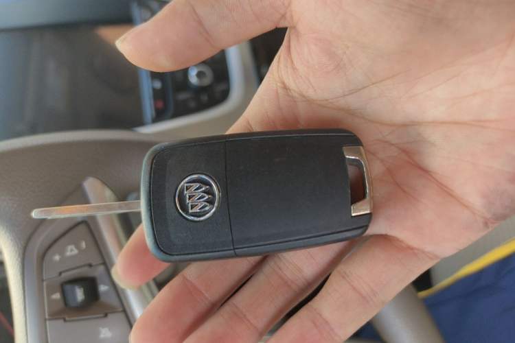 Used Buick GT 2012 GT 1.6L Automatic Fashion Edition Vehicle Key
