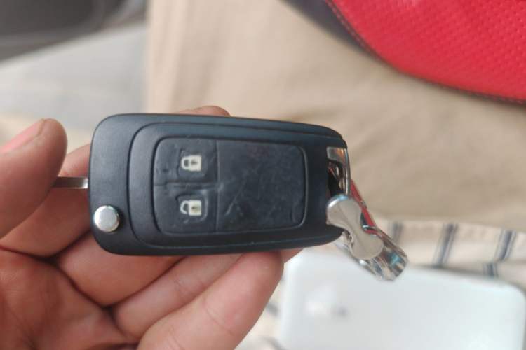 Used Buick GT 2012 XT 1.6L Manual Comfort Edition Vehicle Key