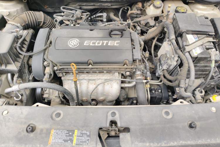 Used Buick GT 2012 GT 1.6L Automatic Fashion Edition Engine Bay