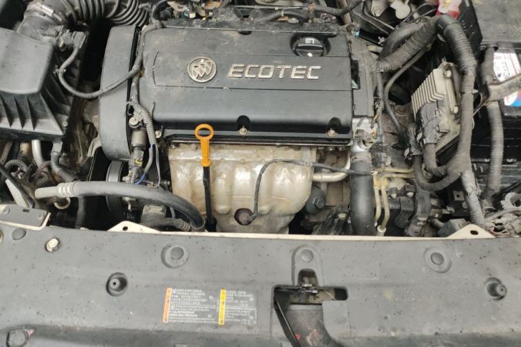 Used Buick GT 2012 GT 1.6L Automatic Fashion Edition Engine Bay