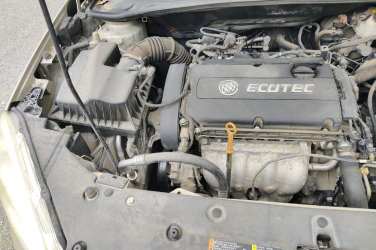 Used Buick GT 2012 GT 1.6L Automatic Fashion Edition Engine Bay Right