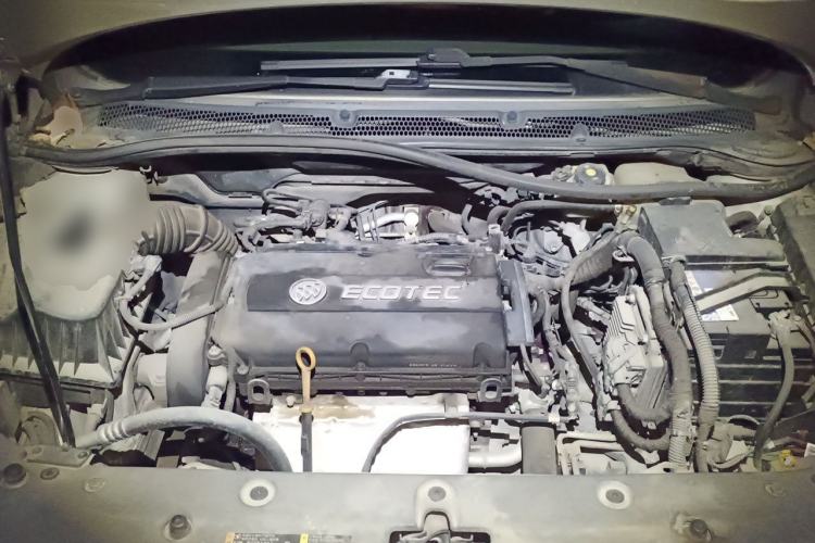 Used Buick GT 2012 GT 1.6L Automatic Fashion Edition Engine Bay