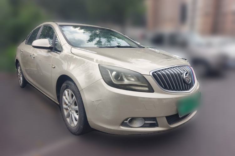 Used Buick GT 2012 GT 1.6L Automatic Fashion Edition Front Right 45 Deg
