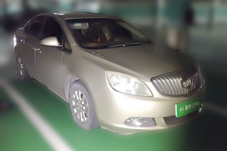 Used Buick GT 2012 GT 1.6L Automatic Fashion Edition Front Right 45 Deg