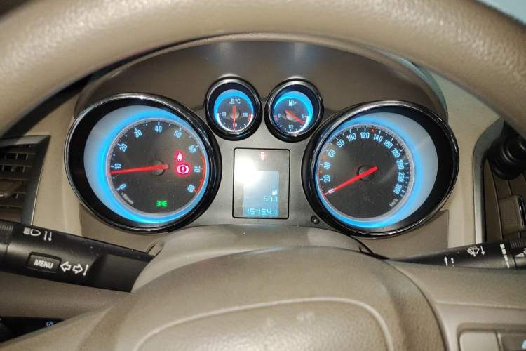 Used Buick GT 2012 GT 1.6L Automatic Fashion Edition Instrument Cluster