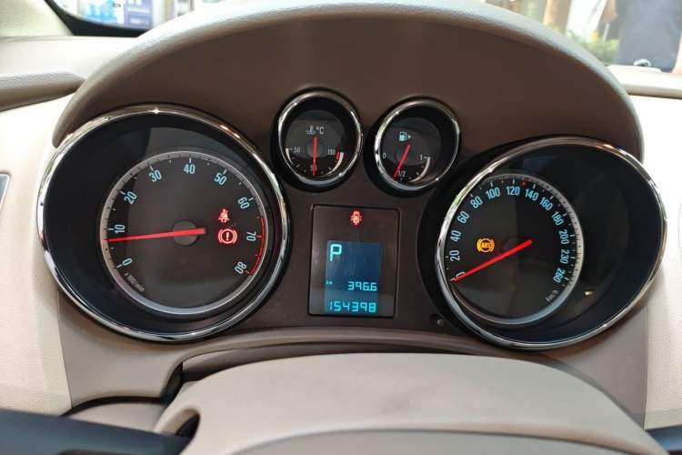 Used Buick GT 2012 GT 1.6L Automatic Comfort Edition Instrument Cluster