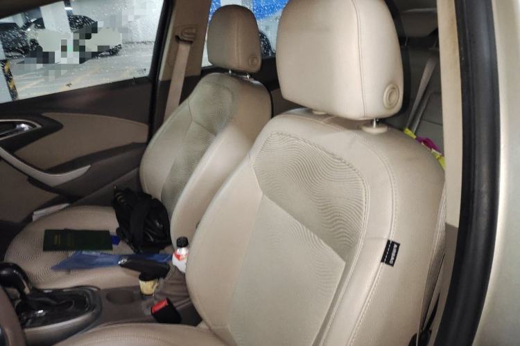 Used Buick GT 2012 GT 1.6L Automatic Fashion Edition Left Front Seat
