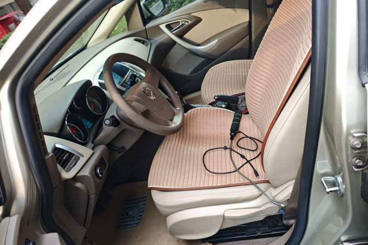 Used Buick GT 2012 GT 1.6L Automatic Comfort Edition Left Front Seat