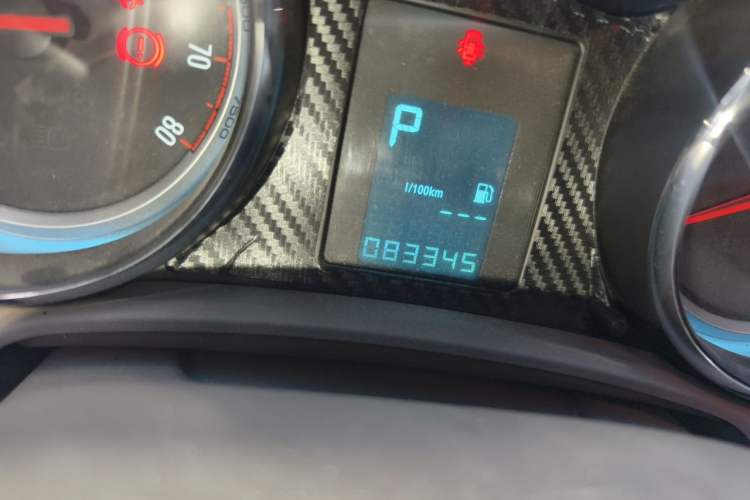 Used Buick GT 2012 GT 1.6L Automatic Fashion Edition Odometer Close Up