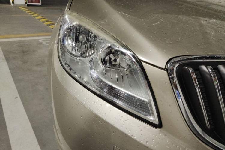 Used Buick GT 2012 GT 1.6L Automatic Fashion Edition Right Front Headlight