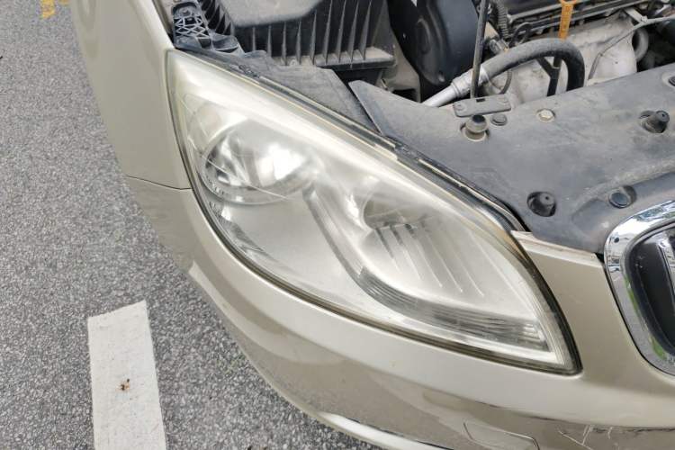 Used Buick GT 2012 GT 1.6L Automatic Fashion Edition Right Front Headlight