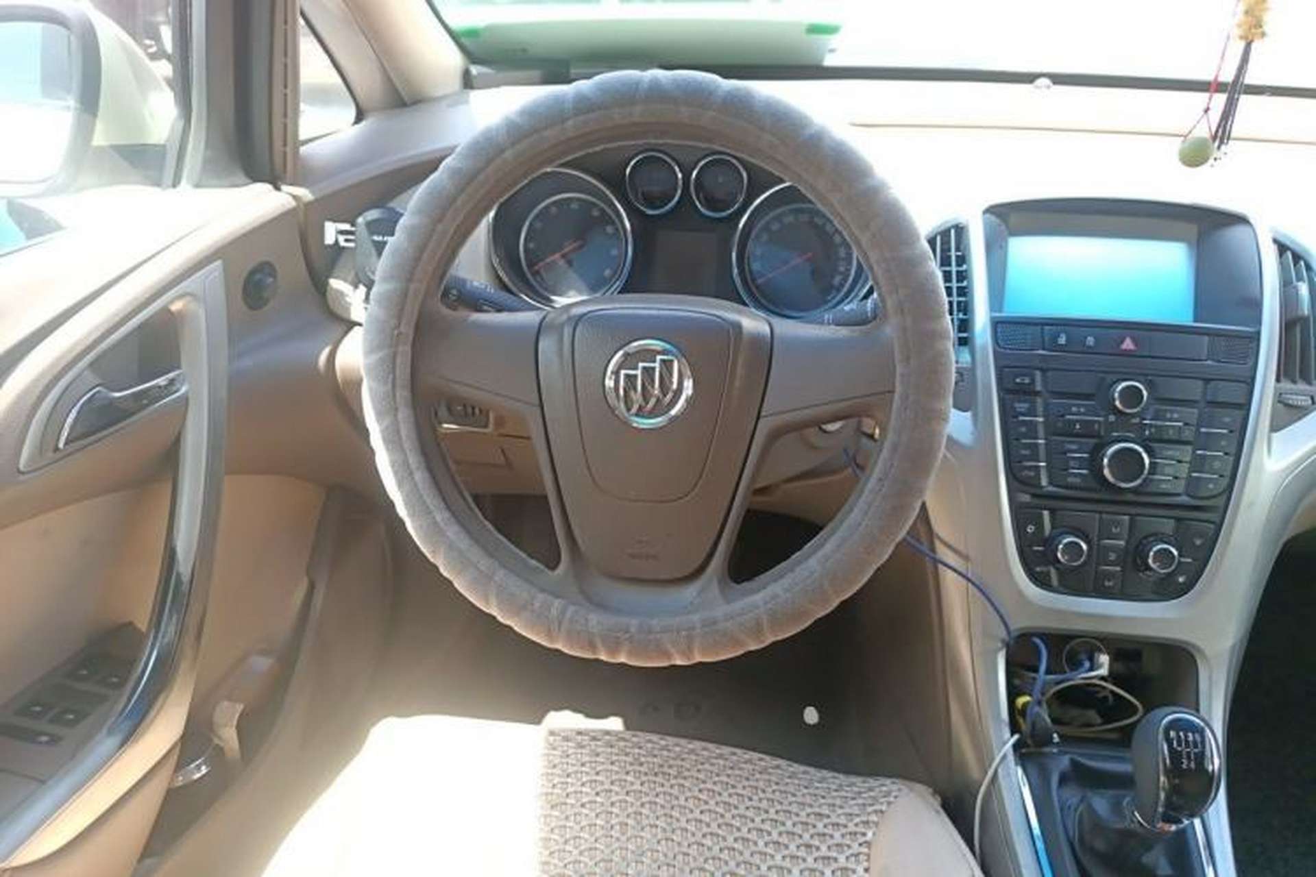 Used Buick GT 2012 GT 1.6L Manual Comfort Edition Steering Wheel