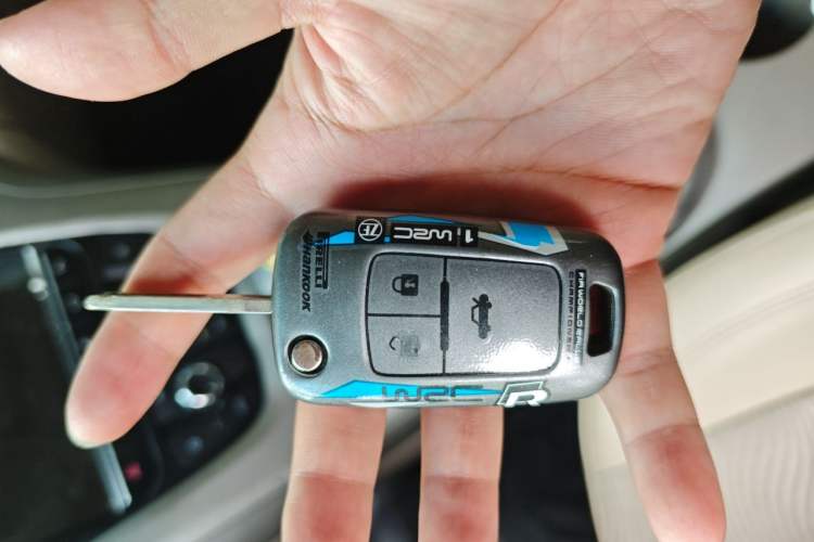 Used Buick GT 2012 GT 1.6L Automatic Fashion Edition Vehicle Key