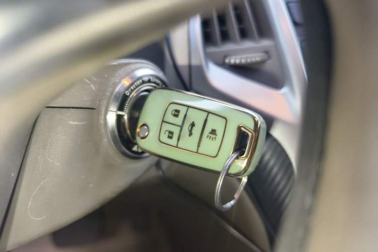 Used Buick GT 2012 GT 1.6L Automatic Fashion Edition Vehicle Key