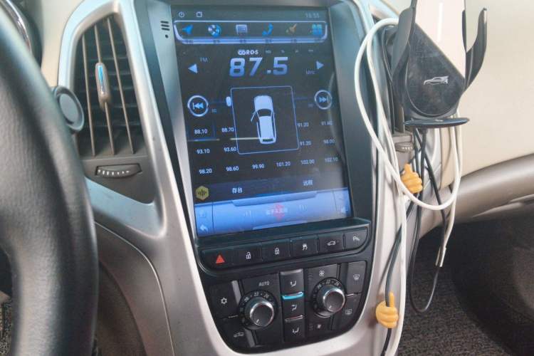 Used Buick GT 2013 GT 1.6L Manual Entry-Level Model Audio And AC Panel
