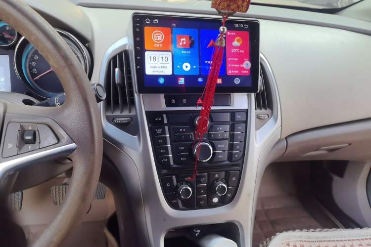 Used Buick GT 2013 GT 1.6L Manual Entry-Level Model Audio And AC Panel