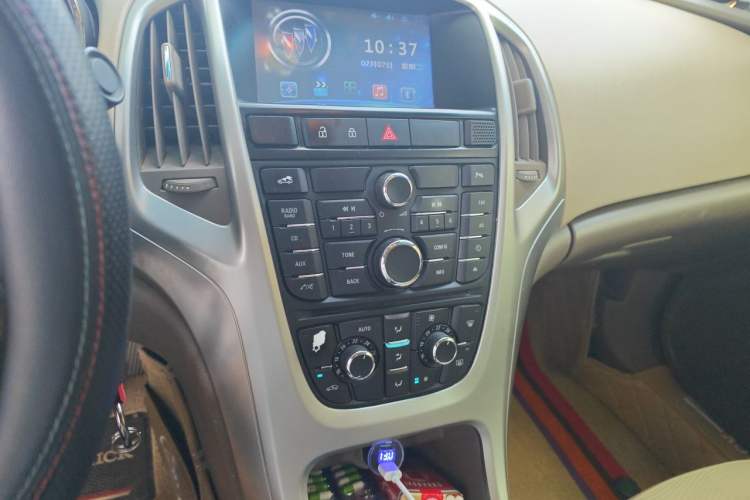 Used Buick GT 2013 GT 1.6L Manual Entry-Level Model Audio And AC Panel