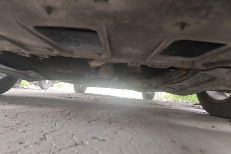 Used Buick GT 2013 XT 1.6L Manual Entry-Level Model Chassis Front