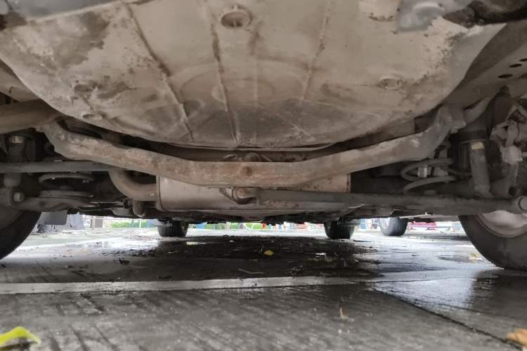 Used Buick GT 2013 GT 1.6L Automatic Fashion Edition Chassis Rear