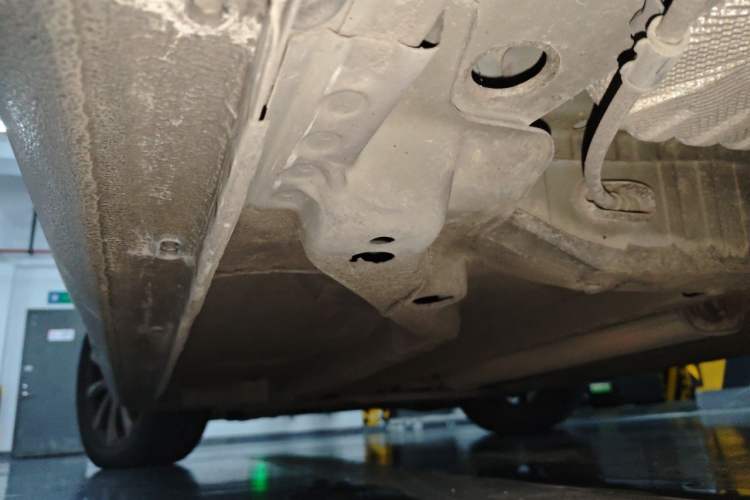 Used Buick GT 2013 GT 1.6L Automatic Fashion Edition Chassis Rear Left