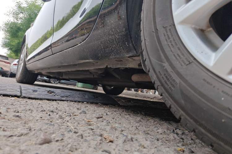 Used Buick GT 2013 GT 1.6L Manual Entry-Level Model Chassis Rear Left