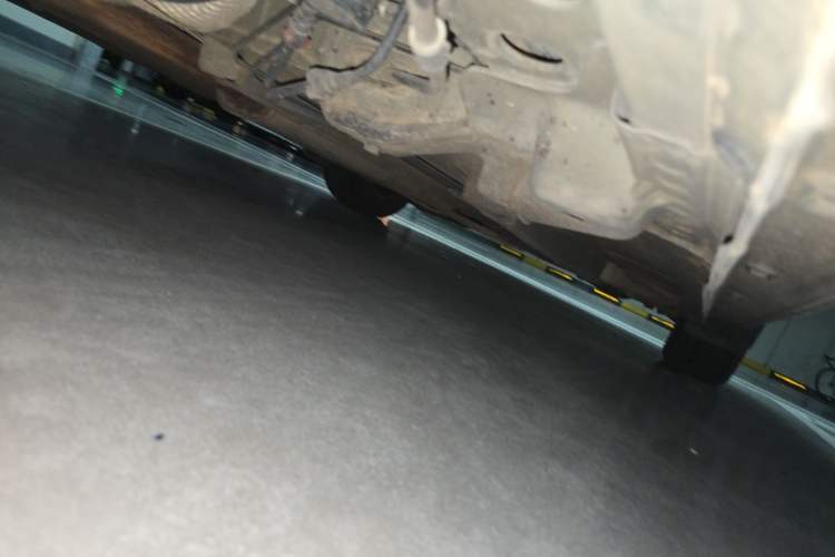 Used Buick GT 2013 GT 1.6L Manual Entry-Level Model Chassis Rear Right